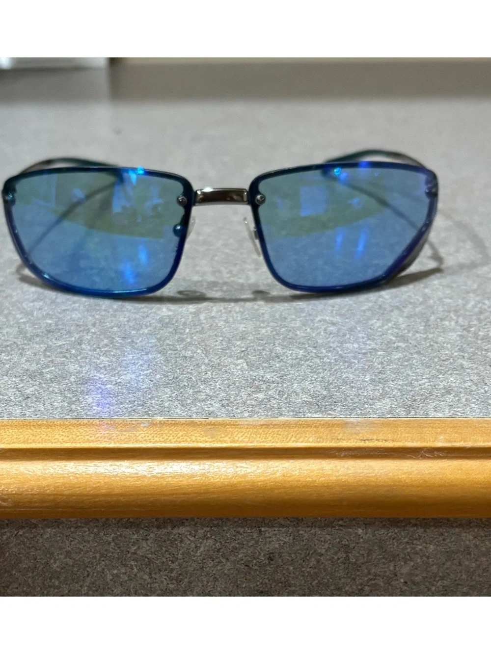 Gucci Y2K vintage blue sunglasses